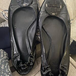 Tory Burch Black Patent Leather Logo Ballet Flats